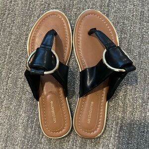 Liz Claiborne Black Leather Sandals With Gold Hardware Size 7